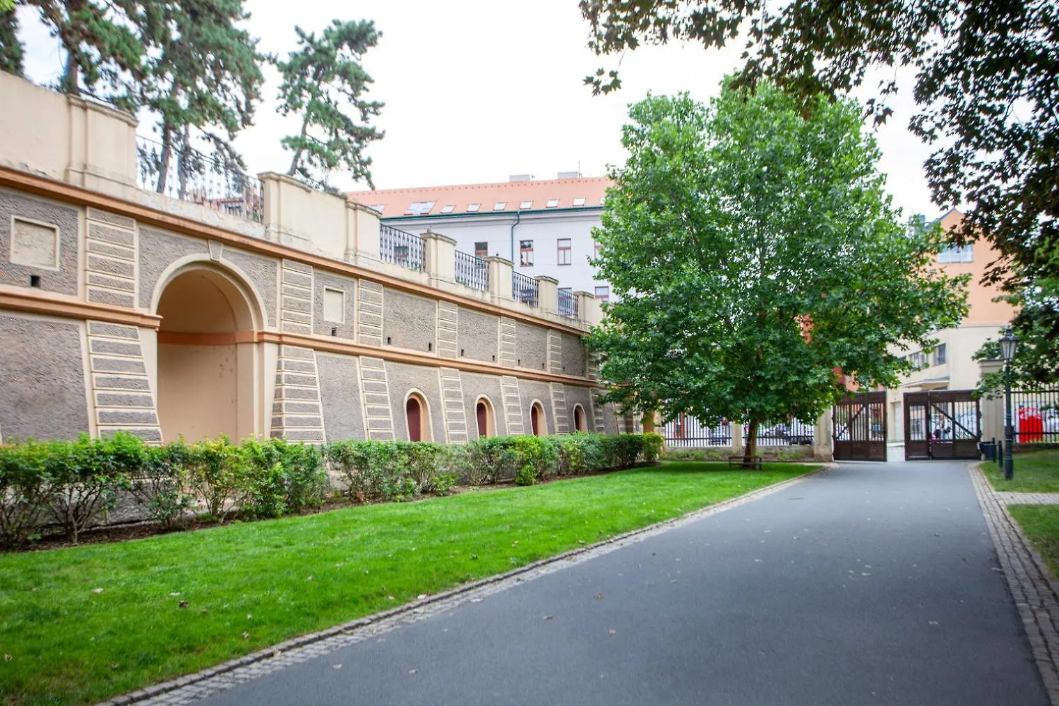 Blueground Vrsovice Private Terrace Equipped Prg-8 Apartment Prague